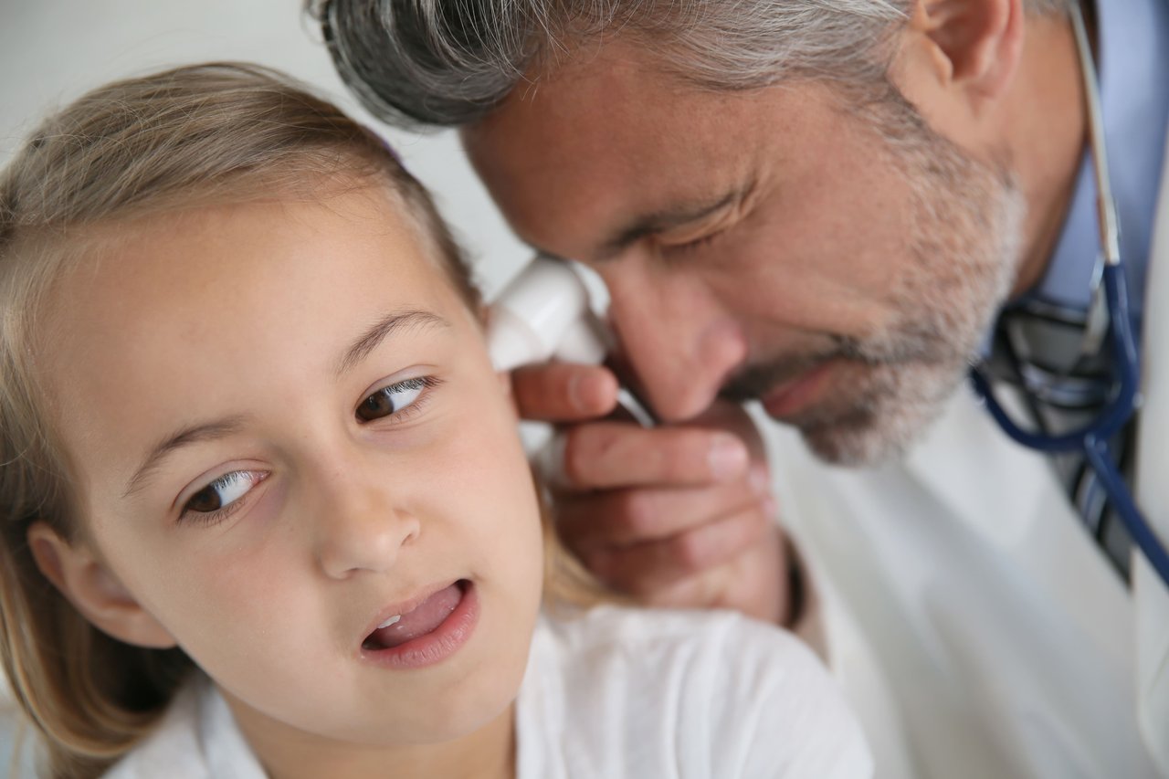 ¿Cuál es el tratamiento de la otitis o dolor de oído