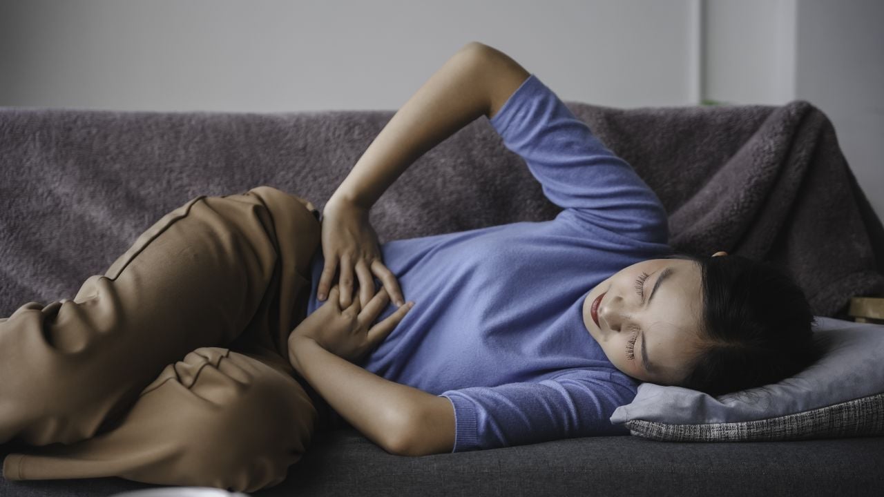 causas de dolor de bazo y gases