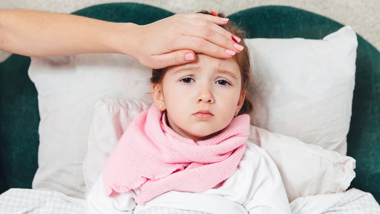 como bajar la fiebre a un nino