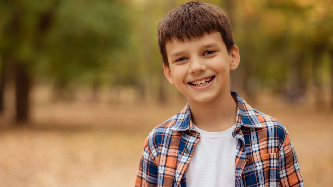 como son los dientes a los 8 años