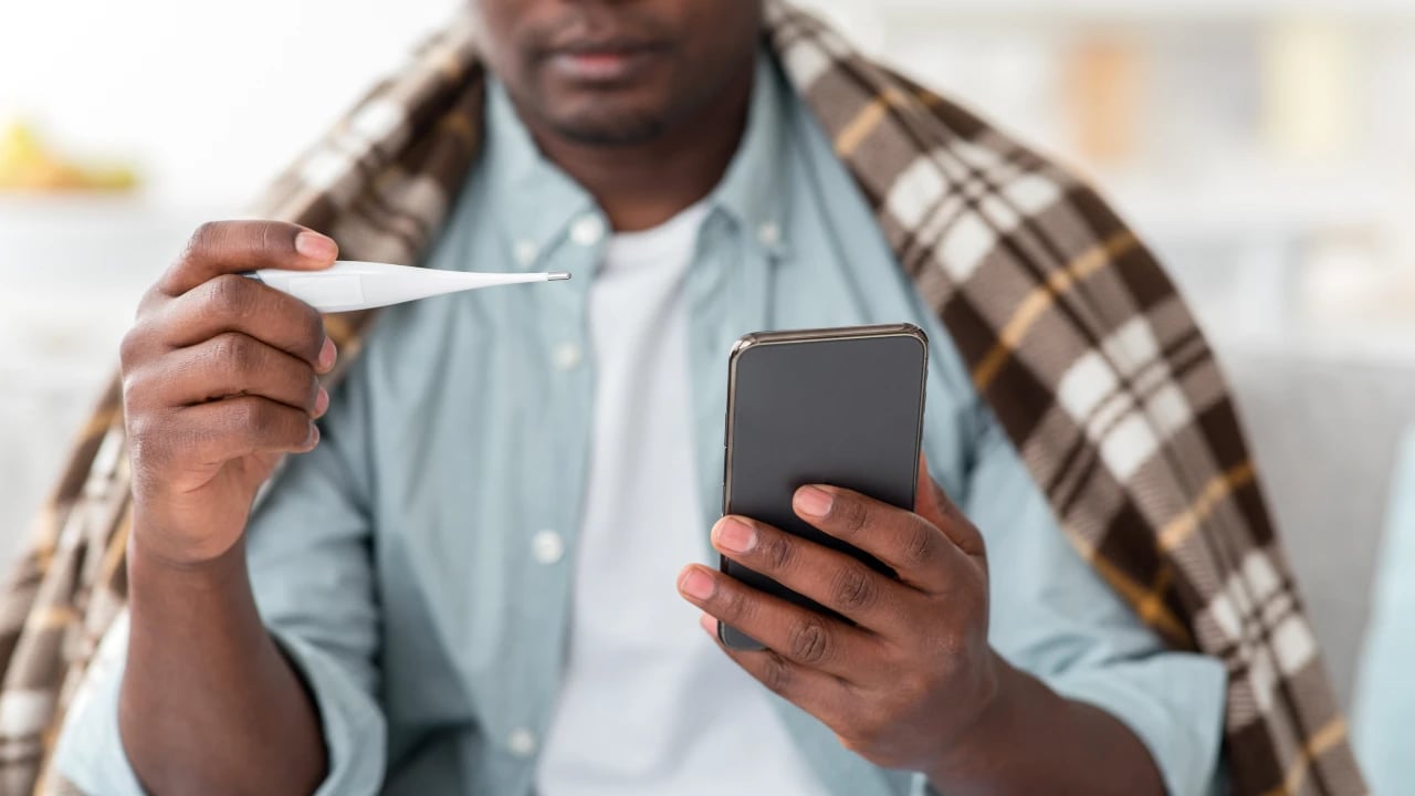 fiebre en adultos como bajar temperatura