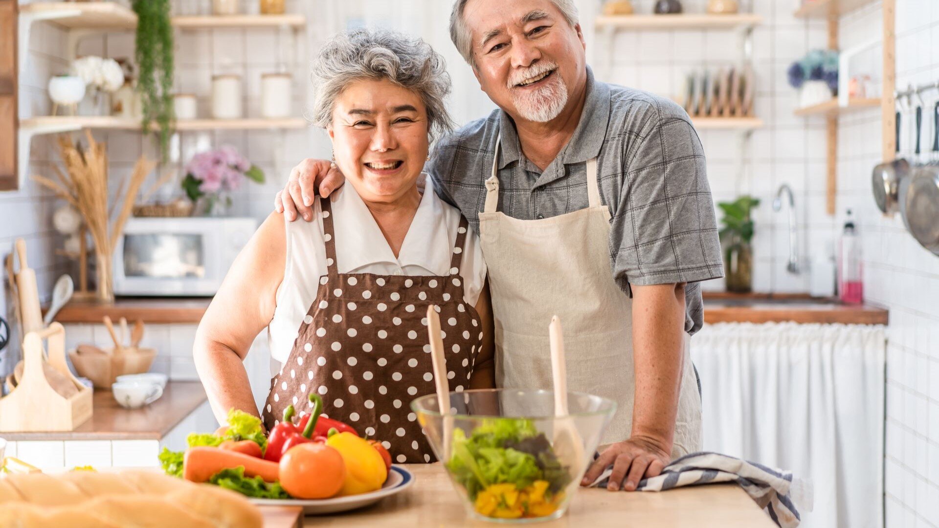 Alimentación en el adulto mayor: Claves para una vida saludable y activa