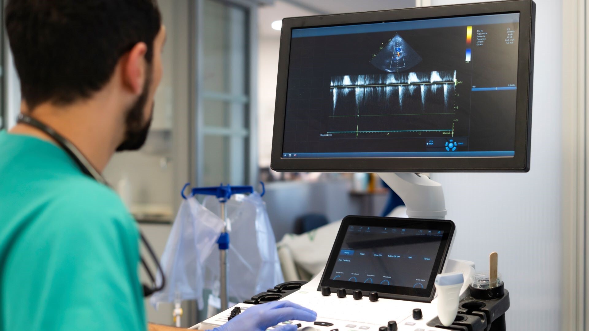 Todo sobre el ecocardiograma transtorácico: procedimiento y resultados